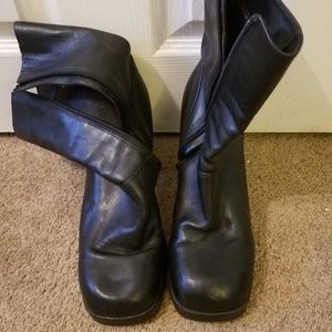 Steve Madden Black boots